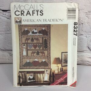 McCall's 8327 Winter Quilt, Pillows, Stockings, & Wall Hanging Pattern New Uncut